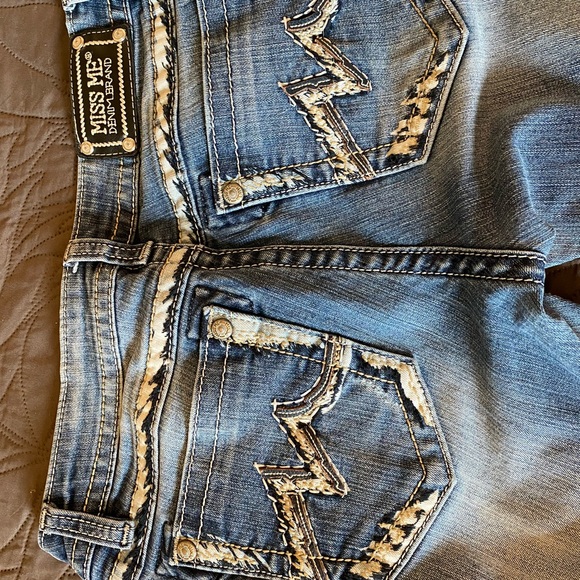 Miss Me Signature Rise boot cut jeans 29x31 - Picture 5 of 9